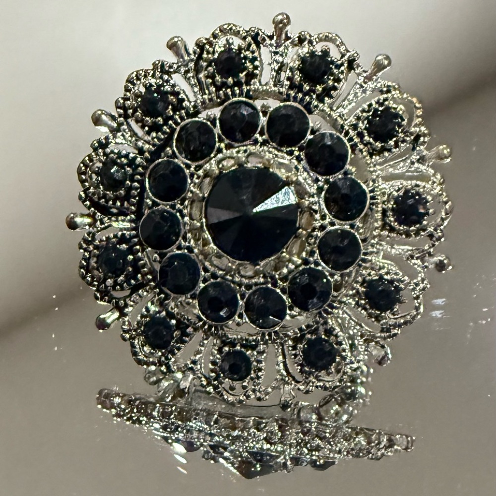 Stunning Black Crystal Silver Tone Stretch Cocktail Statement Ring- Size 7 & Up